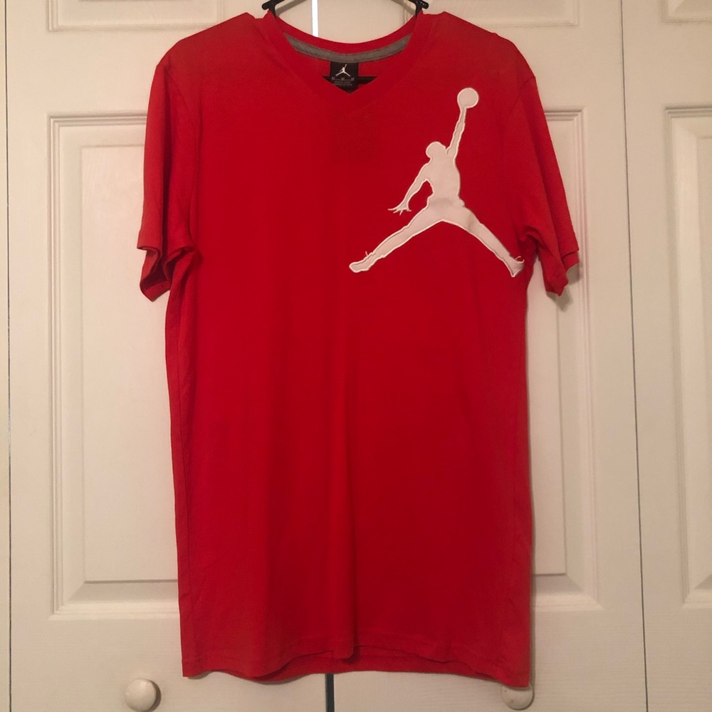 Jordan Mens shirt.